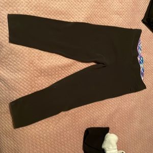 Pink Yoga cropped leggings